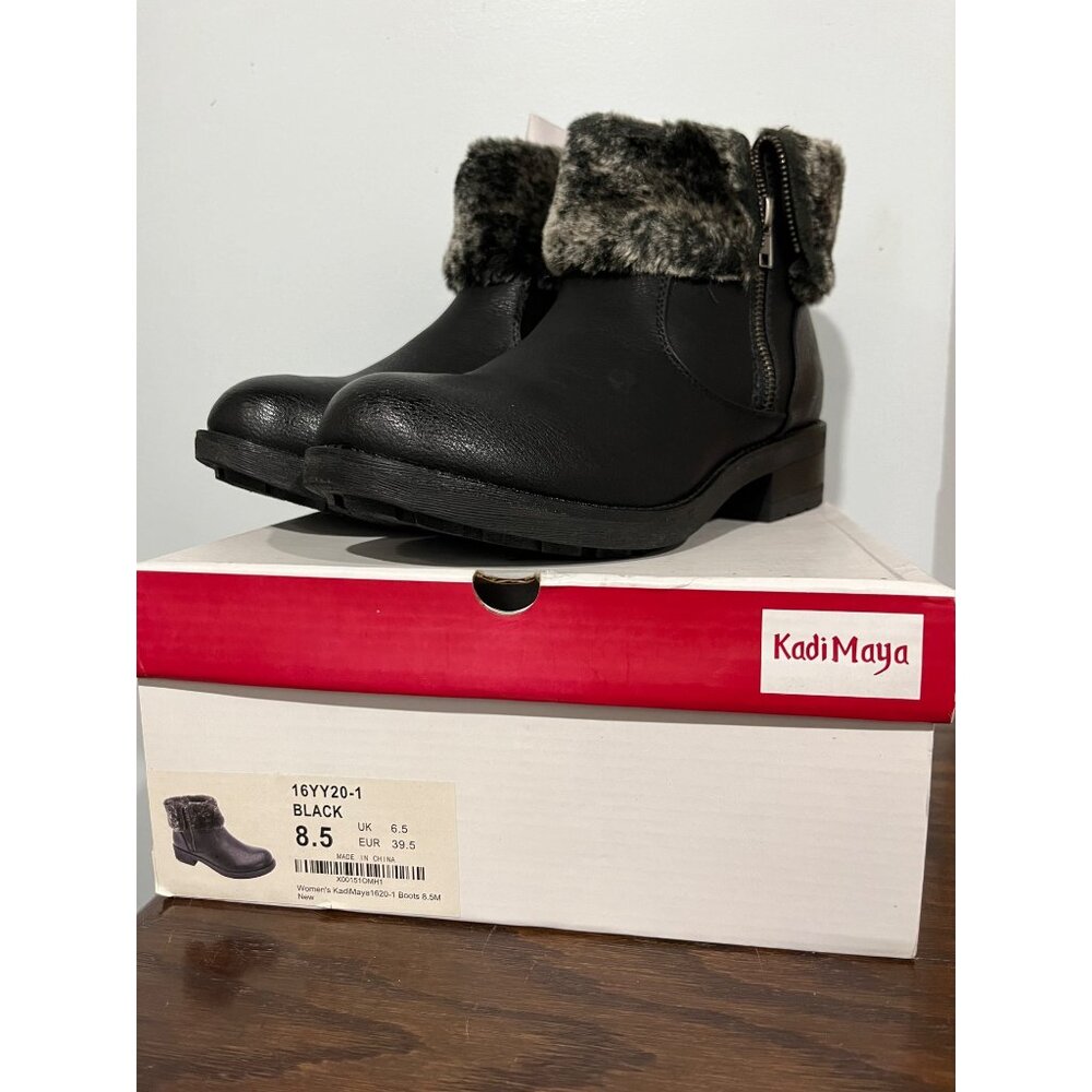 Kadi Maya Womens Black Ankle Boots w/ Faux Fur Trim & Side Zip Size 8.5